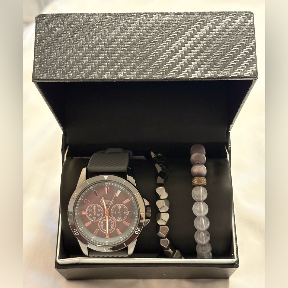 American Exchange Mens Analog Gray Strap Watch and 2 bracelets.
